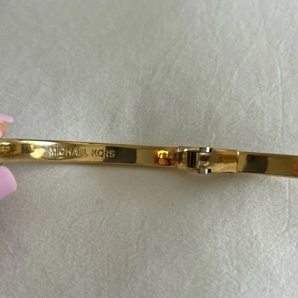 MICHEAL KORS • Gold Diamond Bangle Bracelet • - Picture 4 of 7